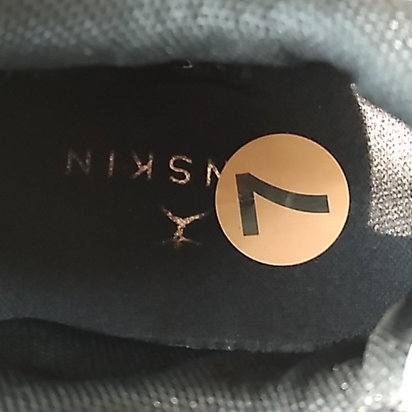 Danskin Ultra Light Cusion Comfort Sneakers 7 - Picture 4 of 16